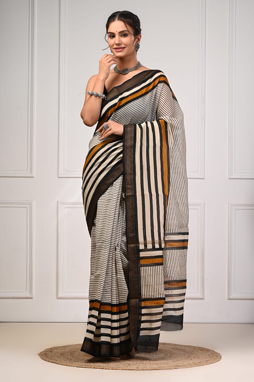 🍁new arrival🍁
Naspal pomegranate print 
👌Maheswari silk saree👌
Hand block printed Maheswari silk sarees with blouse
Size- 6.5 with blouse
Quality- silk by silk
Approx weight- 470 gram
👉Pure hand block
 