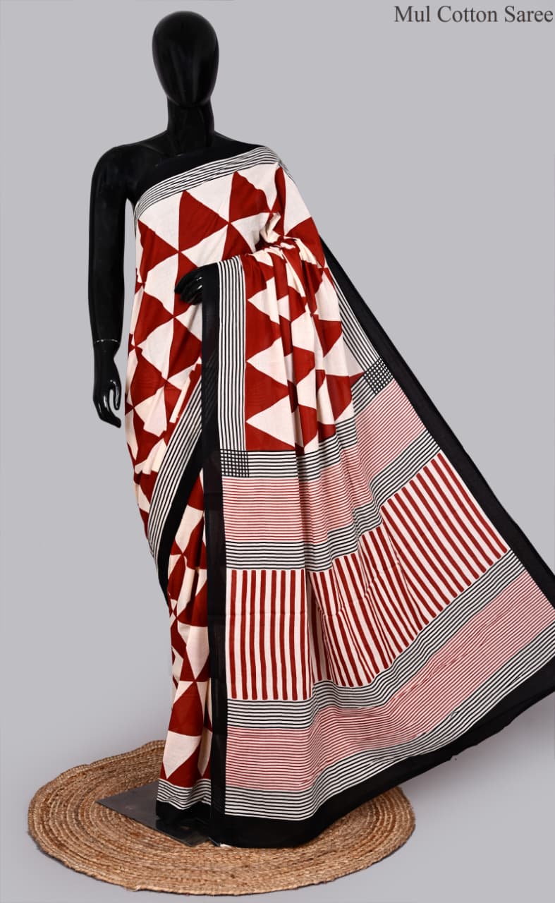 premium Traditional Mulmul CottonBeautiful Pure Soft Mulmul Cotton Sarees available*
Size: 6.30 mtr with blouse 