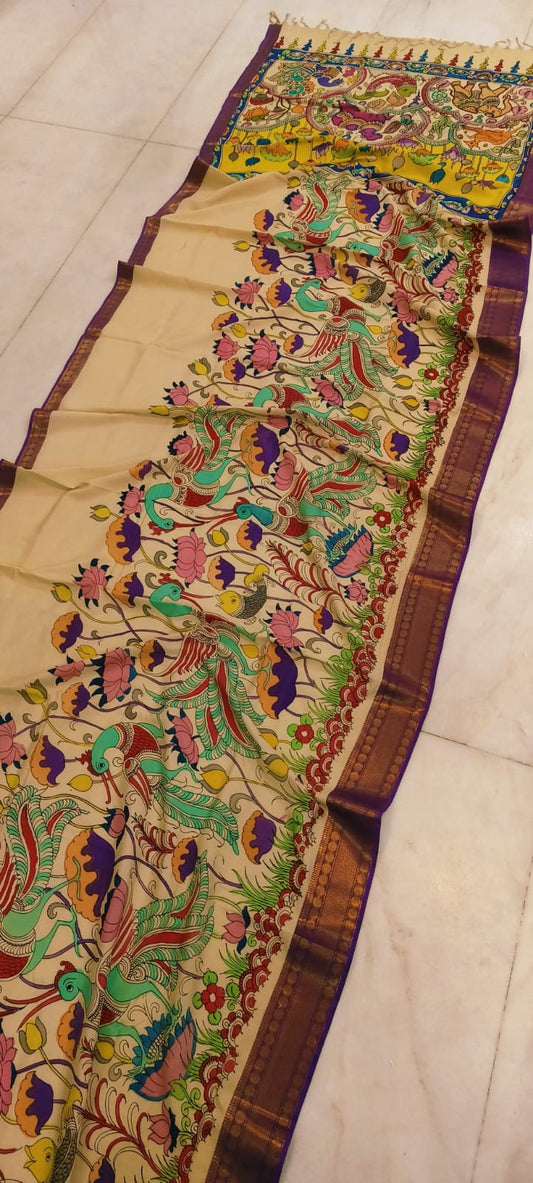 *Mangagiri silk sarees*
*Pen kalamkari sarees* 
*Hand drawn hand painted sarees* 
🌺🌺🌺🌺🌺🌺🌺
*Length 6.5 mtr*
*Width 44 inch*