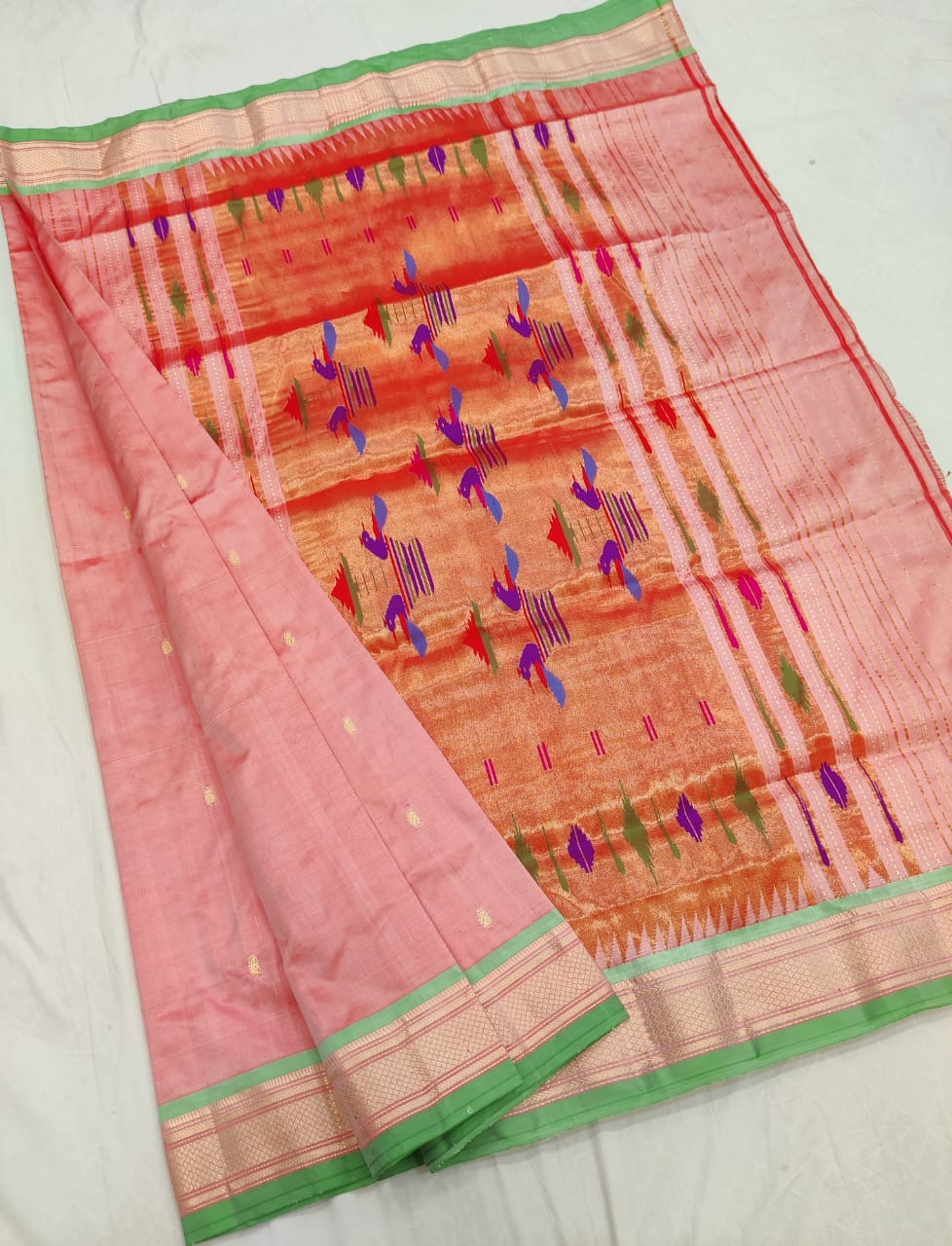 Bhaviya | Pure handloom silk paithani
