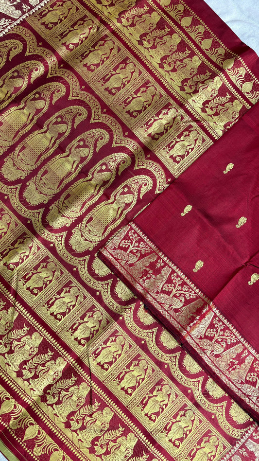 Baluchari sarees.
Material silk with bp.
With silkmark.