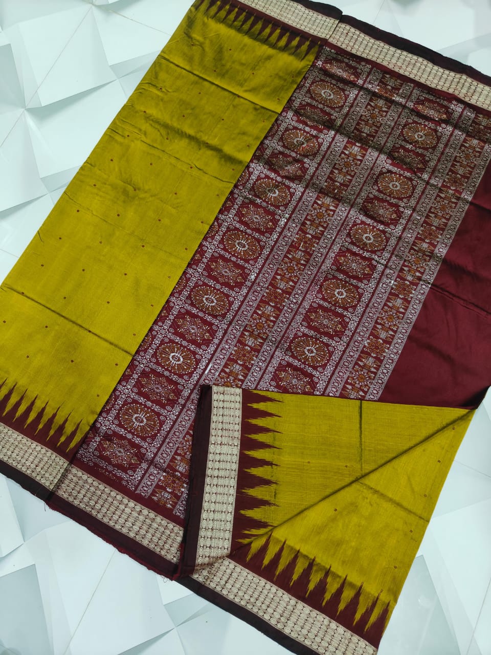 Ishnora | Sambalpuri Saree