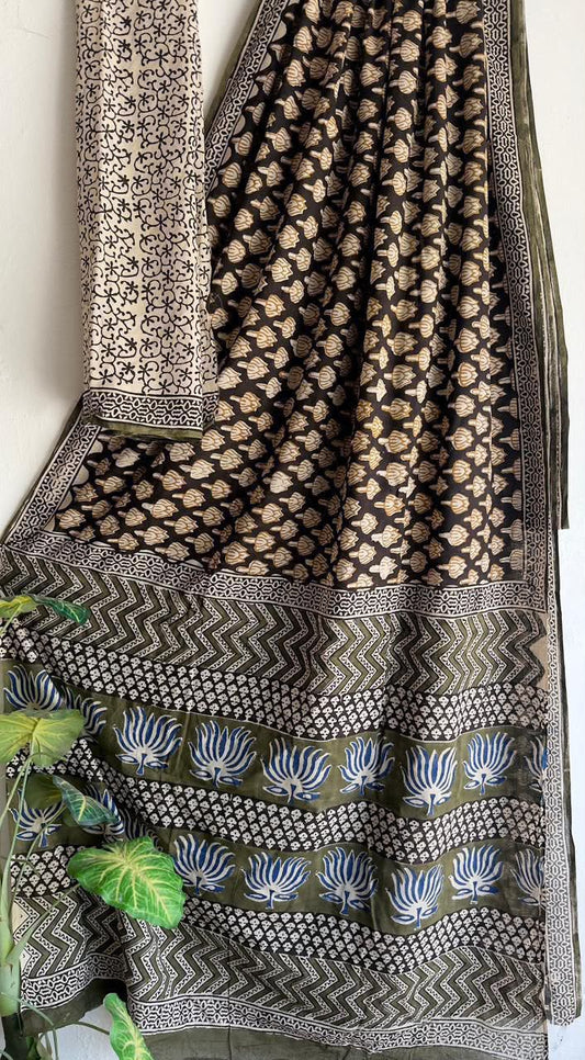 block prints on mul cotton