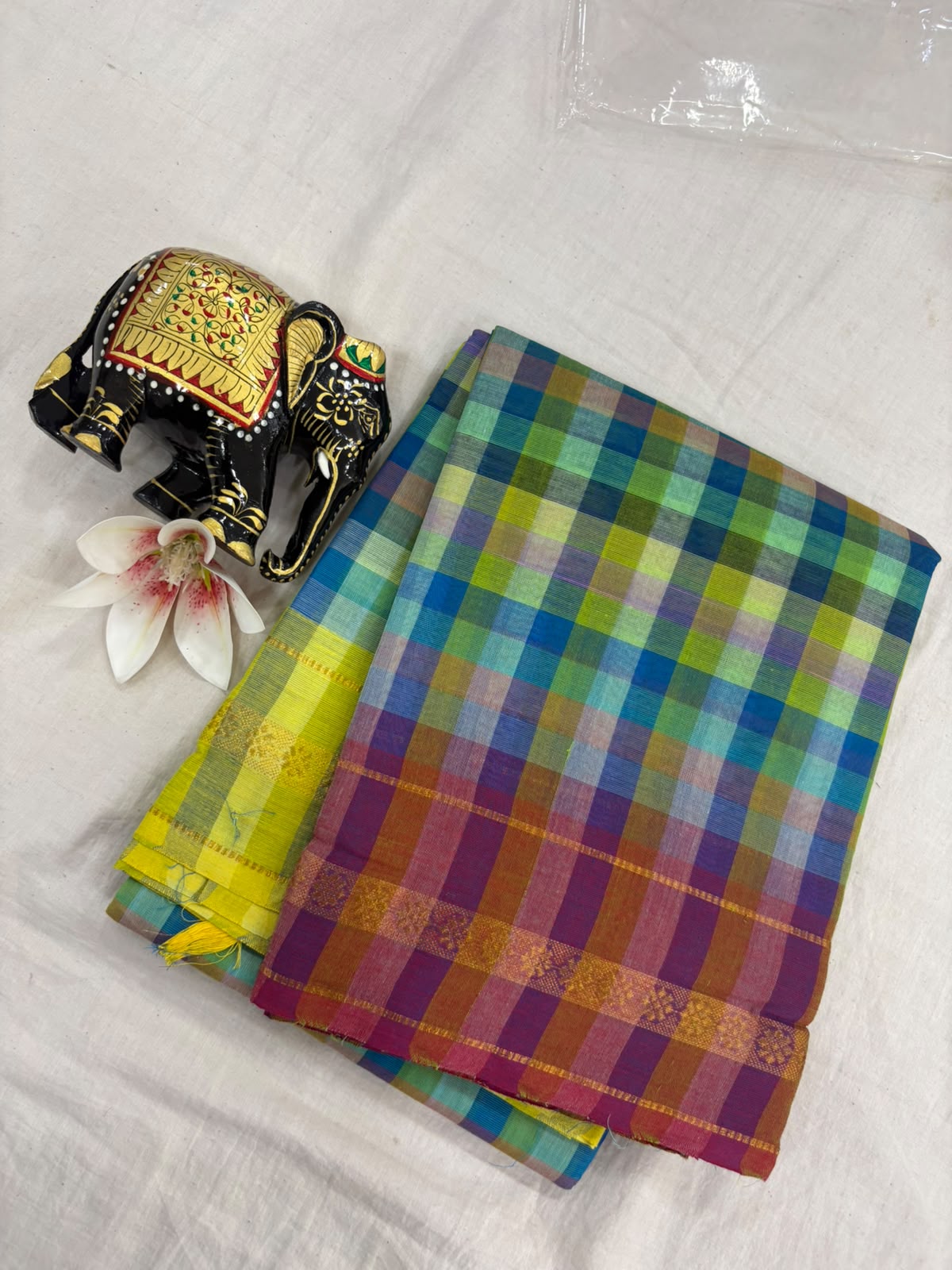 *Pure Mangalagiri Cotton Sarees*

*Saree Allover Multi Colour Checks*

*Pallu and Blouse Contrast*