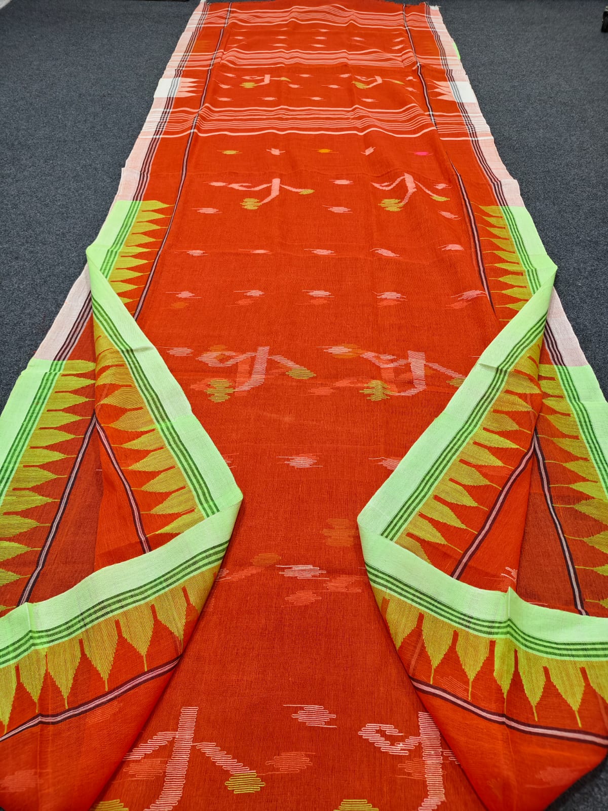 Authentic handloom 
monipuri cotton saree
With bp
