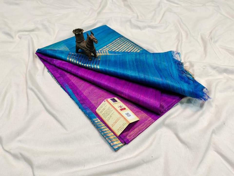 Pure tussar ghicha silk handloom saree with blouse pc.
Silk mark tag 
