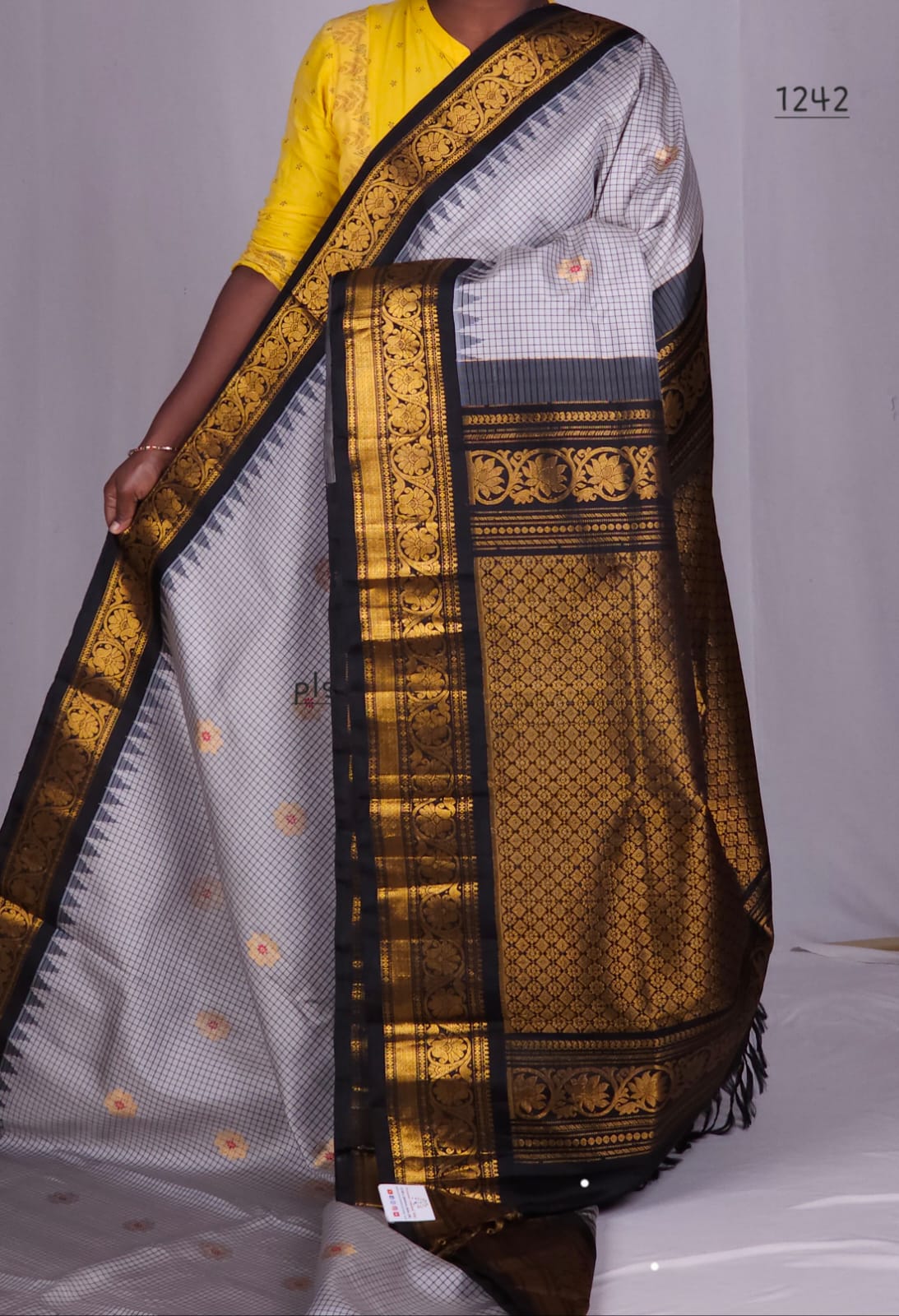 Gitanjali | Pure Pattu Gadwal Sarees