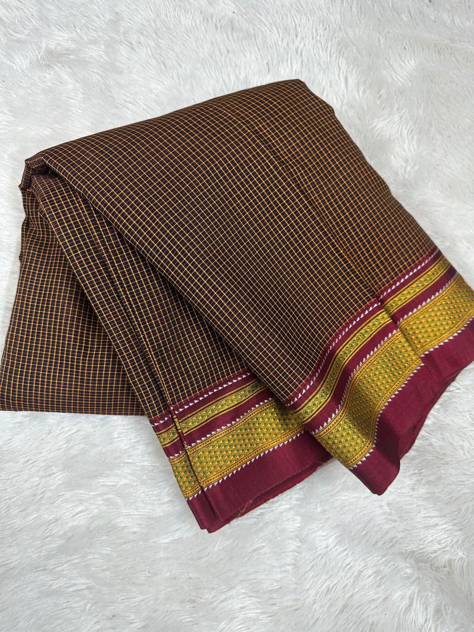 Special Boxchecks Ilkal Sare
Beautiful Colours
Trendy Ilkal Pure Silk Pallu &  Blouse Saree
Border Type : Chikki Paras Border
Fabric Body: Cottonsilk 
Palla: Pure Silk
Color: All Available
Blouse: Running- attached to the saree. 
Saree length: 6.20m