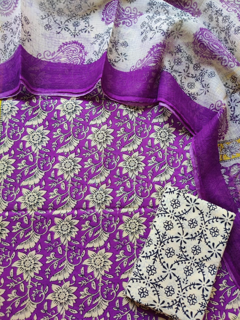 Block printed cotton suit with kota doriya duppta 
Top @ bottom *cotton*
Duptta  *kota doriya*