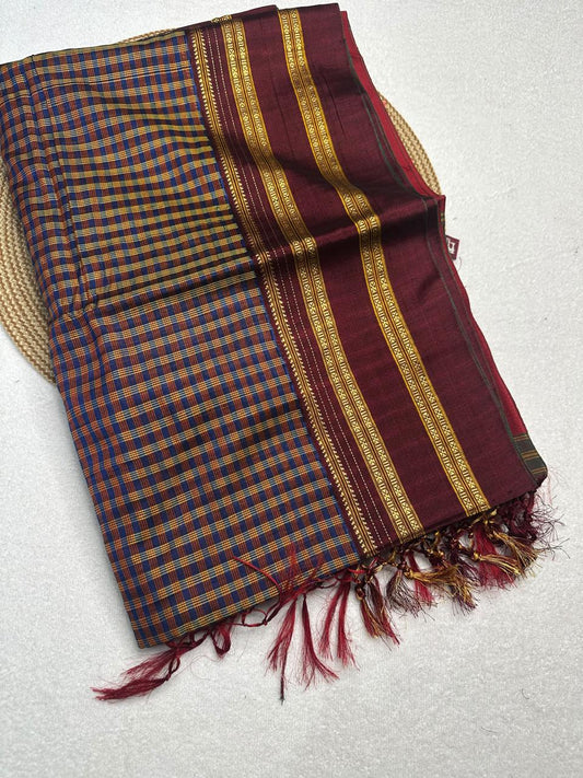Material - viscos by cotton
Border - gayitri border
Saree Name -ilkal Gayatri micro checks saree
Pallu -cotton pallu
Blouse -running
Handloom -yes
Saree length- 7.2