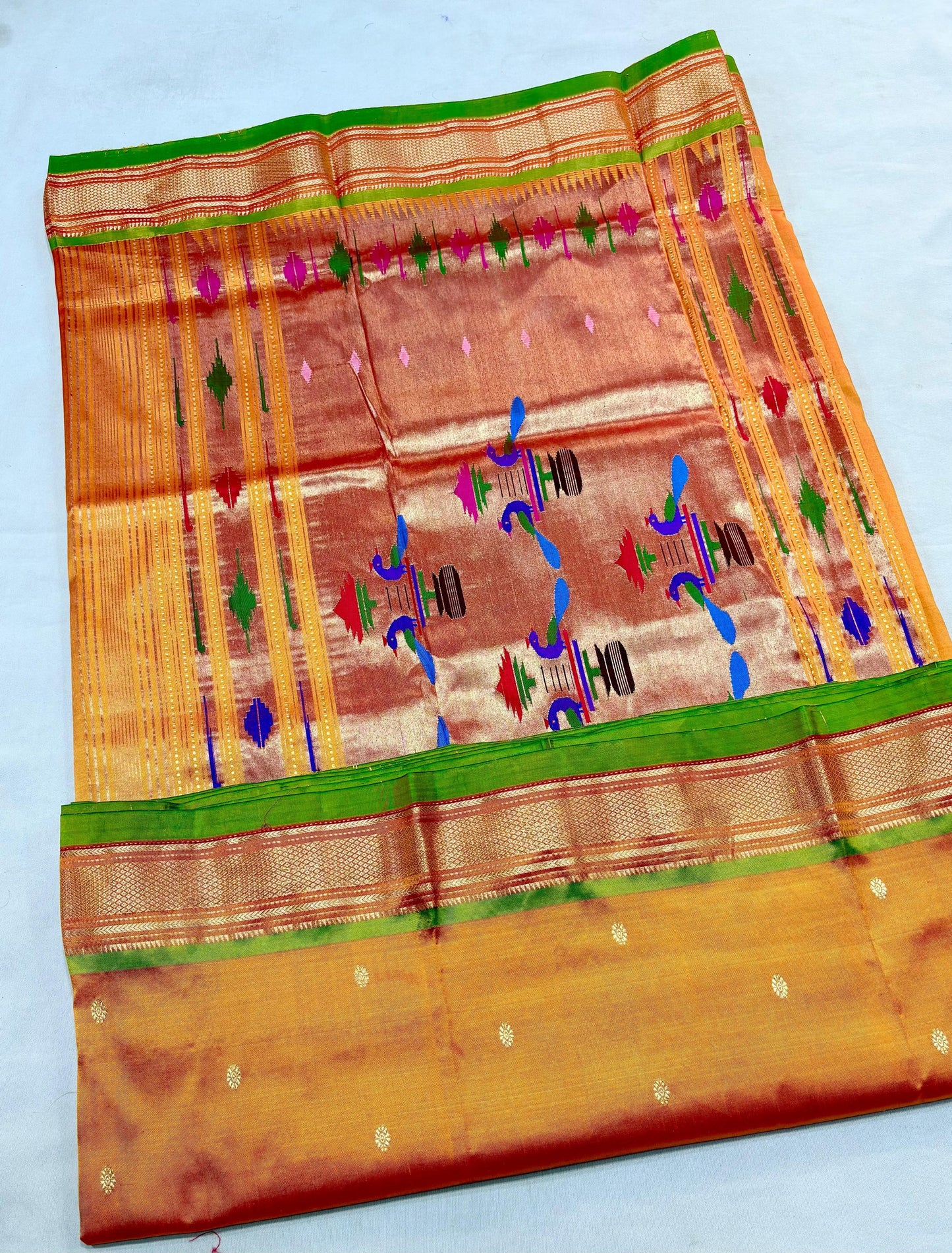 Saanvikaa | Pure handloom silk paithani