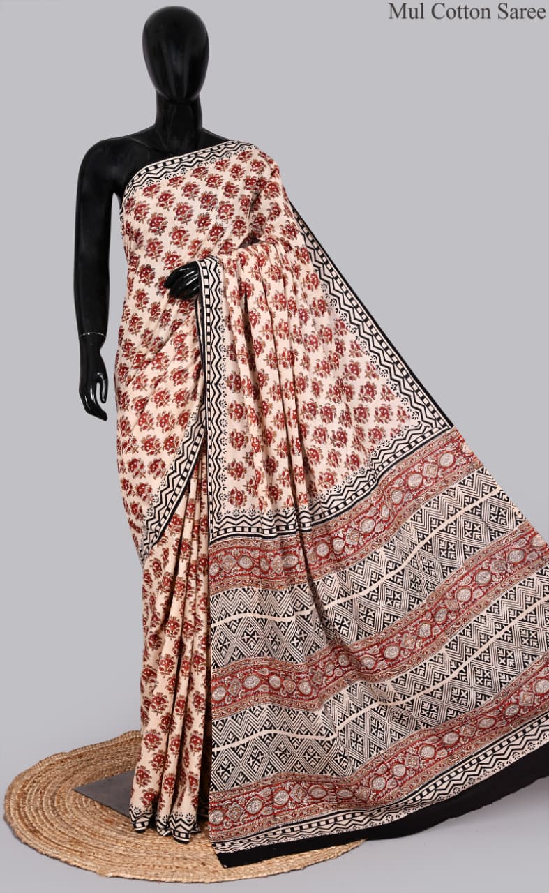 premium Traditional Mulmul CottonBeautiful Pure Soft Mulmul Cotton Sarees available*
Size: 6.30 mtr with blouse 