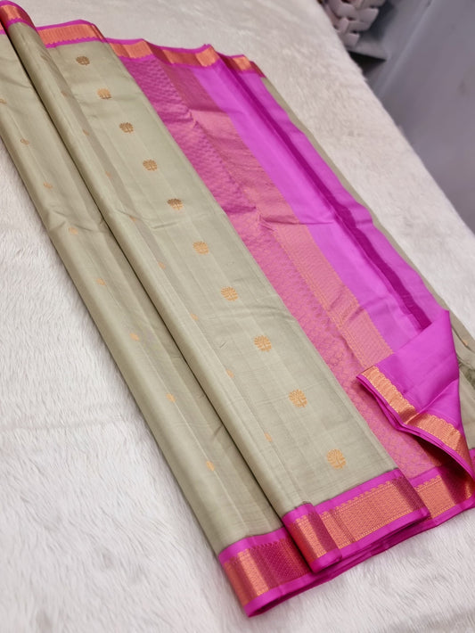 Devadarshini | pure silk kanjivarams