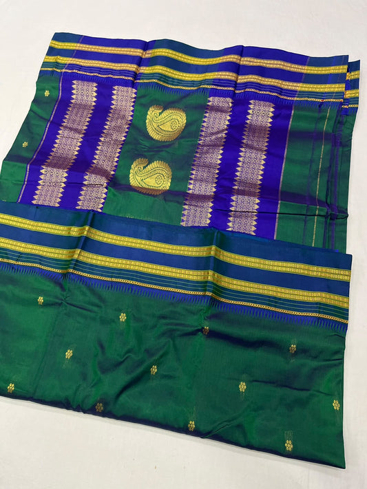 *Narayanpeth silk saree*
Running blouse 
Shoulder butti 
Pure silk
*Price: 6300/- + ship*