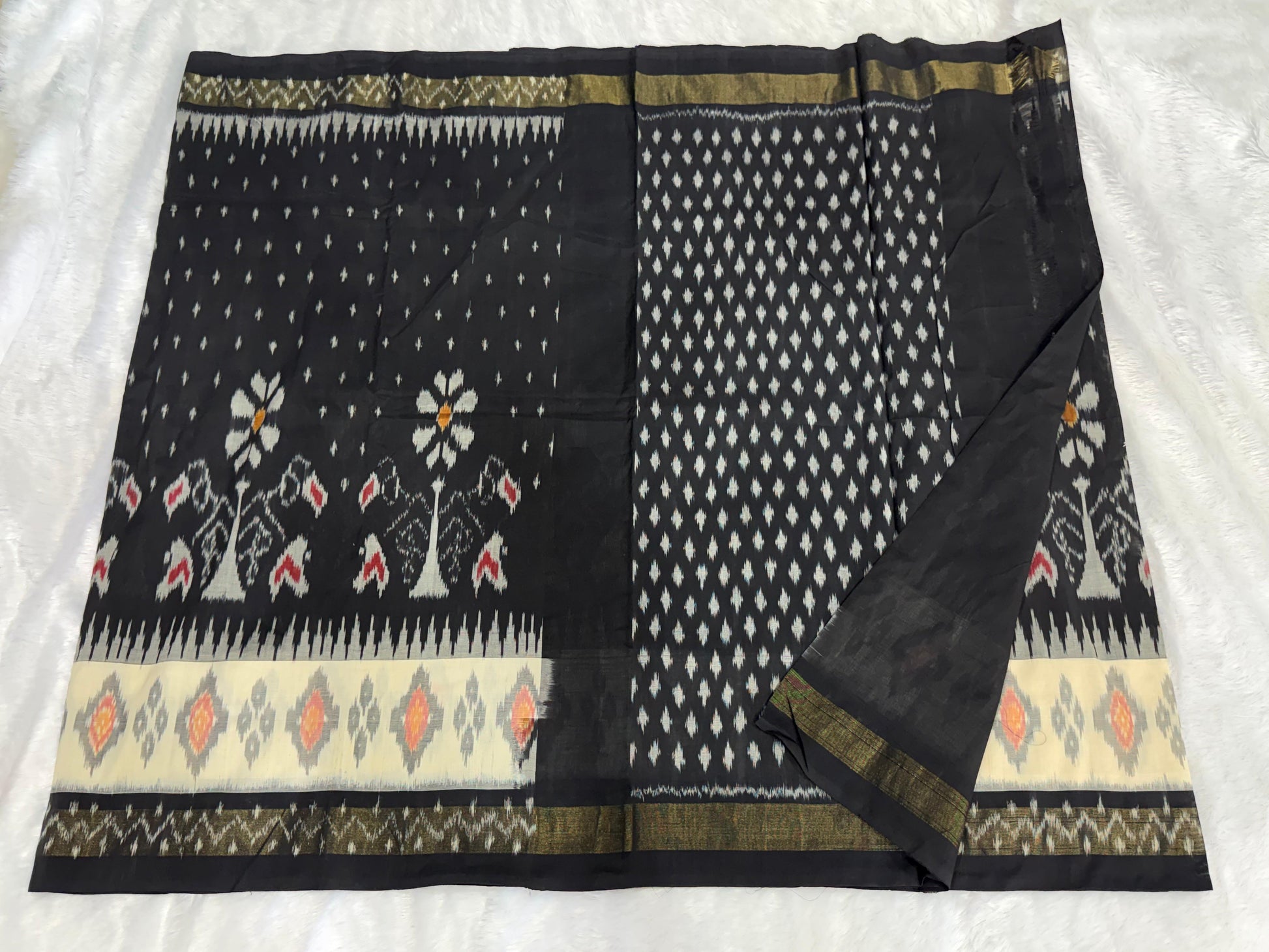 New arrivals 
Pure Mercerized  100 count
double ikat cotton  sarees 
With  blouse included with saree