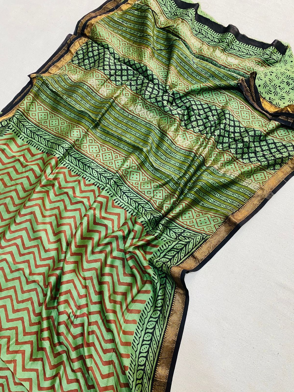 Let’s Wear #ethicallymade✅
🍁Beautifully Crafted Maheshwari Silk Saree  collection🍁
 Specially Designed in Bagru  jahota rapid dabu hand block print
100% Natural Dye
Fabric : Maheshwari Silk 
Length : 5.5 Meters
Blouse Piece : 0.90 Meter

