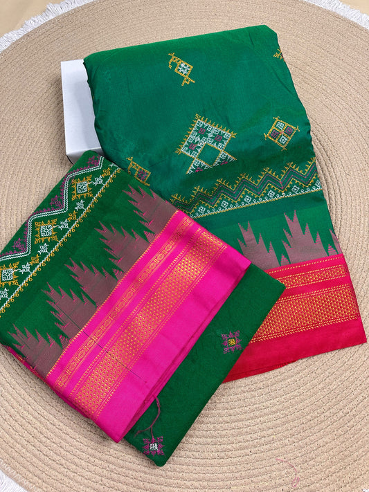 Material - Maserised cotton 
Border - Temple border, Chikki Paras
Saree Name -Tana warpa kasuti saree 
Pallu -Ilkal pallu
Blouse -contrast
Handloom -no
Saree length- 6.2