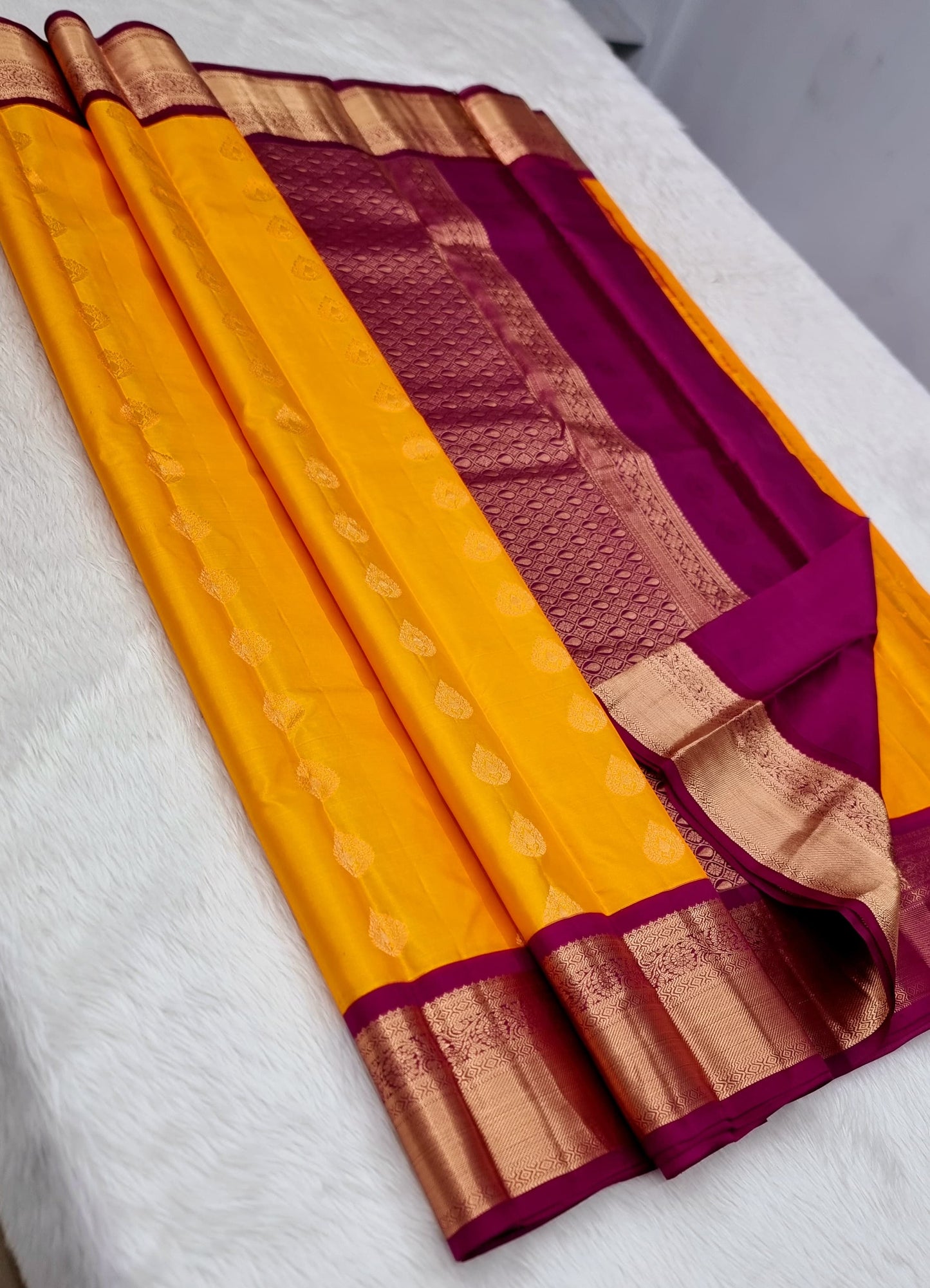 Abhitha | pure silk kanjivarams