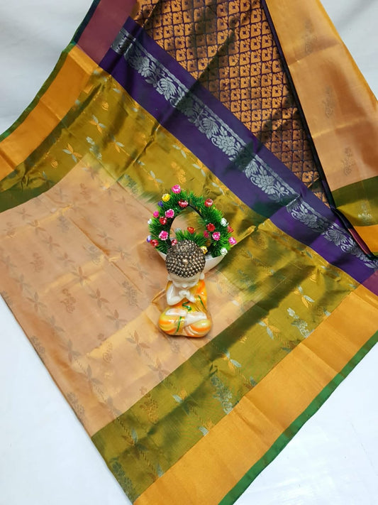 🌹💐uppada pattu 💐
🌹💐Butterfly checks Buta sarees 
Fabric:  uppada pattu /pattu 🌹💐