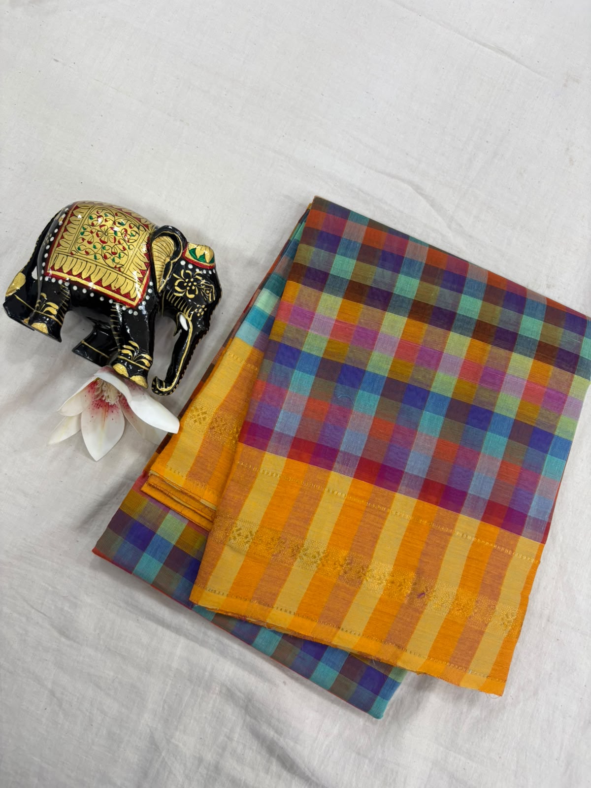 *Pure Mangalagiri Cotton Sarees*

*Saree Allover Multi Colour Checks*

*Pallu and Blouse Contrast*