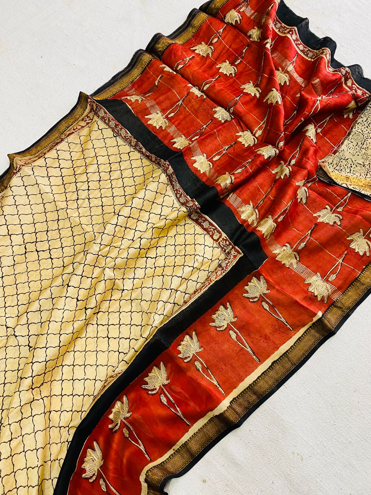 Let’s Wear #ethicallymade✅
🍁Beautifully Crafted Maheshwari Silk Saree  collection🍁
 Specially Designed in Bagru  jahota rapid dabu hand block print
100% Natural Dye
Fabric : Maheshwari Silk 
Length : 5.5 Meters
Blouse Piece : 0.90 Meter

