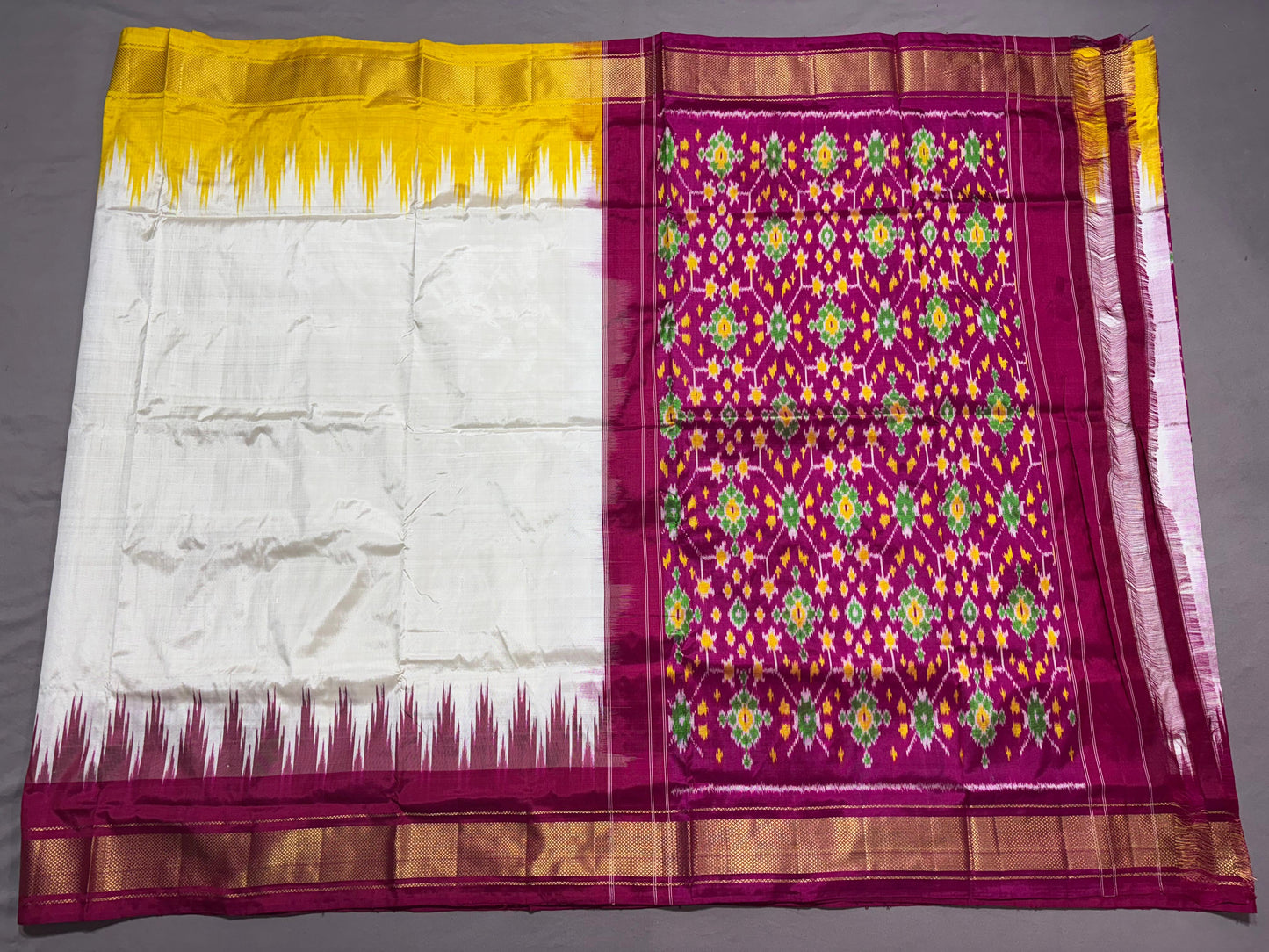 Latest and Exclusive ☝🏻☝🏻☝🏻
*IKKAT SILK  SAREES*
👉🏻 *EXCLUSIVE SILK SAREES*
*Silk mark Certified * 