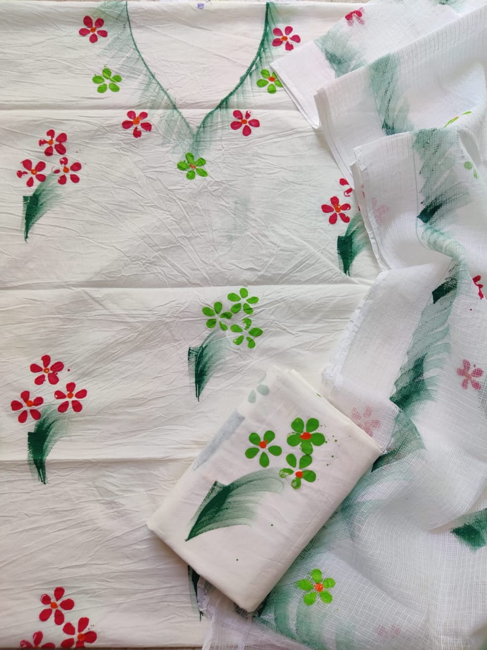 Block printed cotton suit with kota doriya duppta 
Top @ bottom *cotton*
Duptta  *kota doriya*