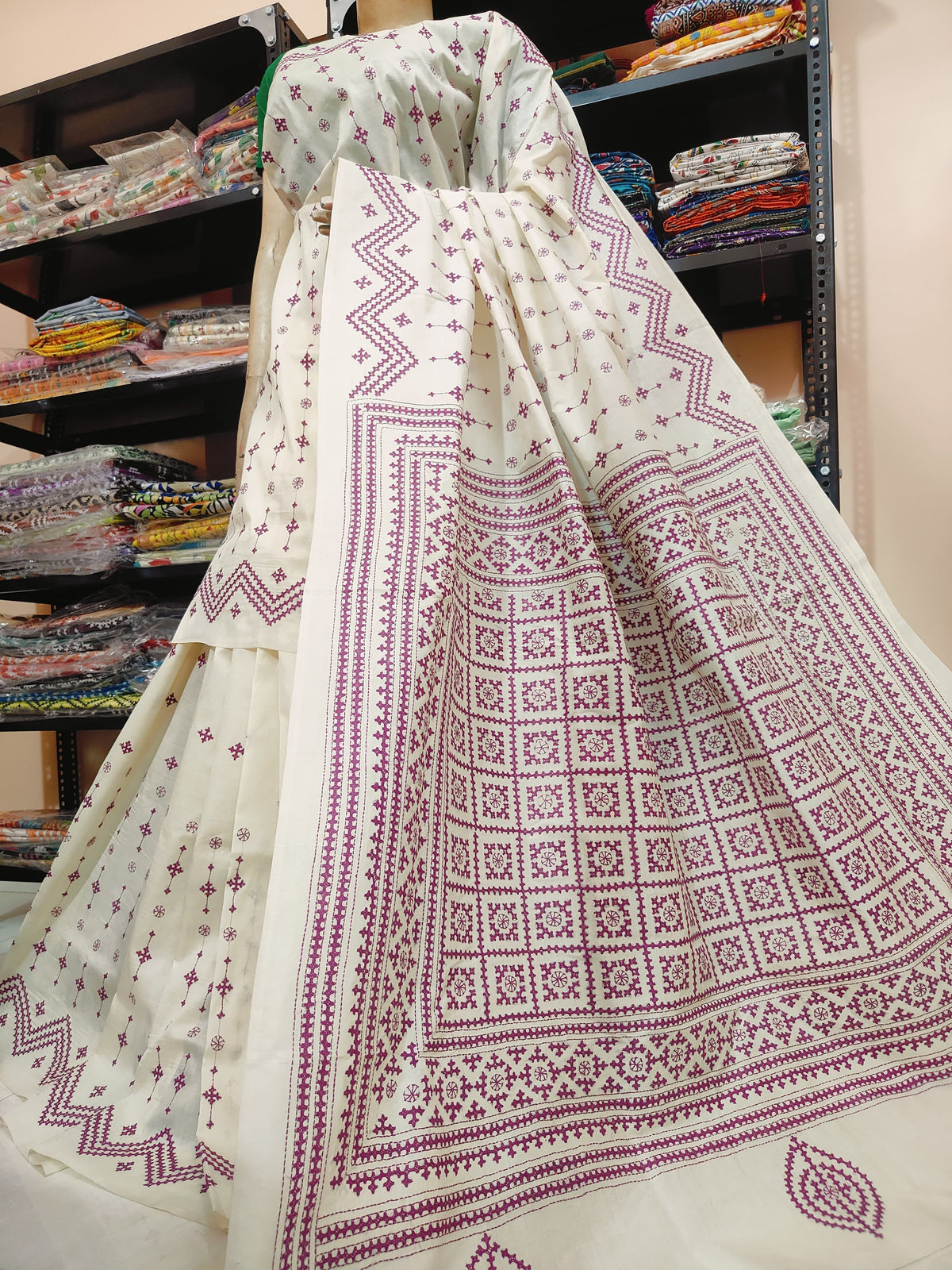 *EXCLUSIVE COLLECTION OF HAND KANTHA & GUJRATI STICH ON PREMIUM QUALITY PURE TUSSAR SILK*
WITH WORK BP
