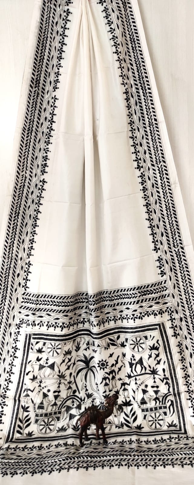 Hand Kantha on blended silk with blouse piece