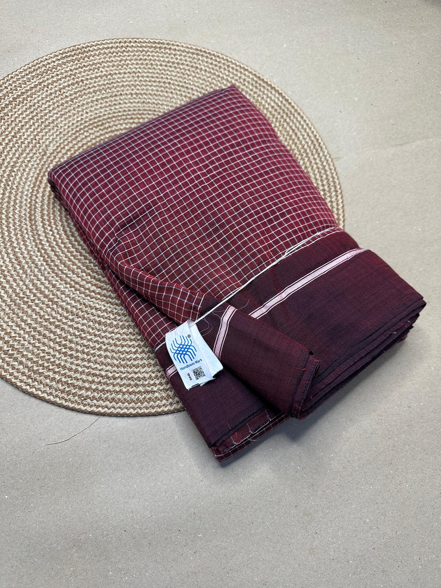 Pasha |  Patteda Anchu Saree