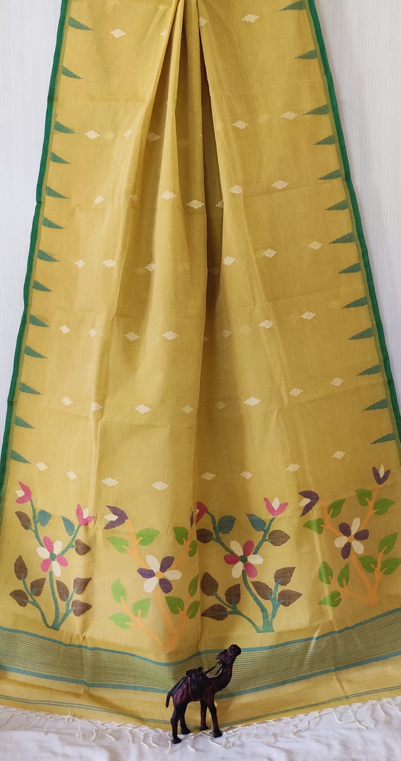 Very exclusive,Beautiful 100 Count pure 
Cotton by Cotton Hand Spoon jamdani 
with temple border with very 
elegant jamdani motif pallu
Without bp