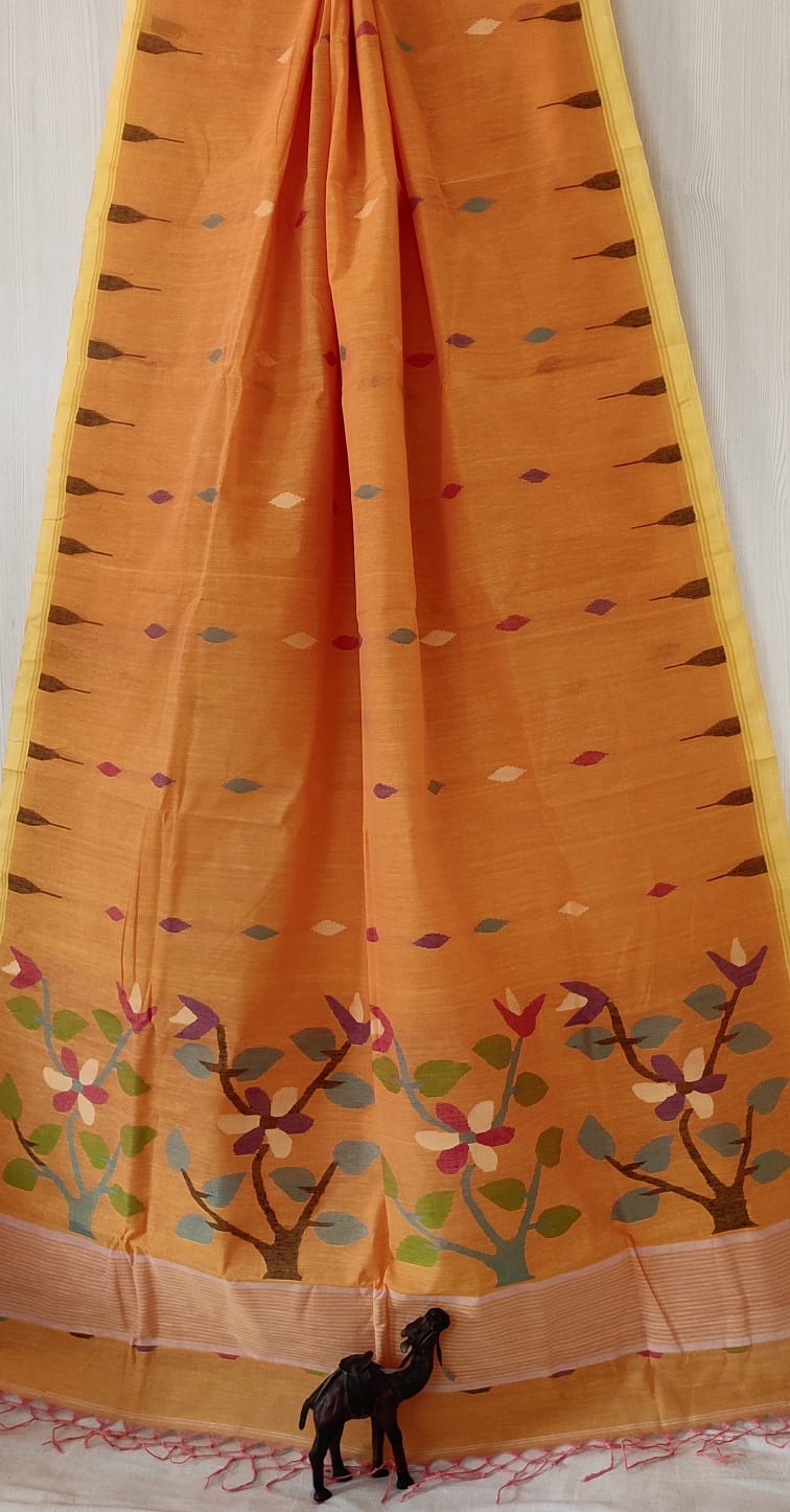Very exclusive,Beautiful 100 Count pure 
Cotton by Cotton Hand Spoon jamdani 
with temple border with very 
elegant jamdani motif pallu
Without bp