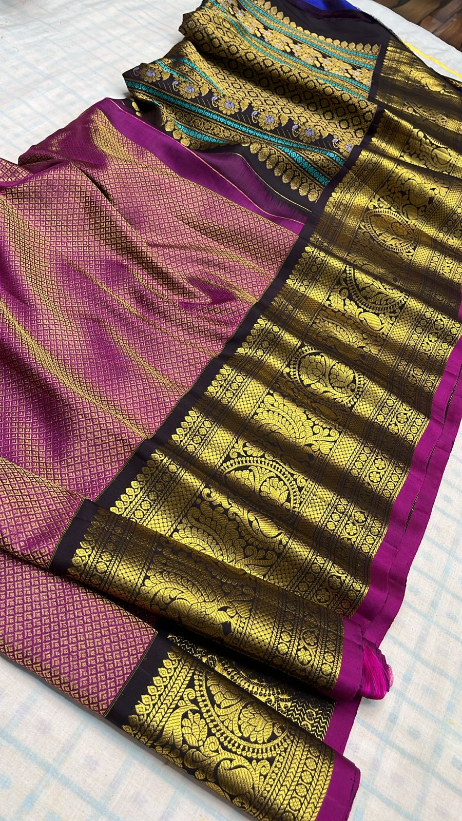 ✨✨Pure Gadwal Traditional
          Border Brocade 
          Pattu Sarees ✨✨