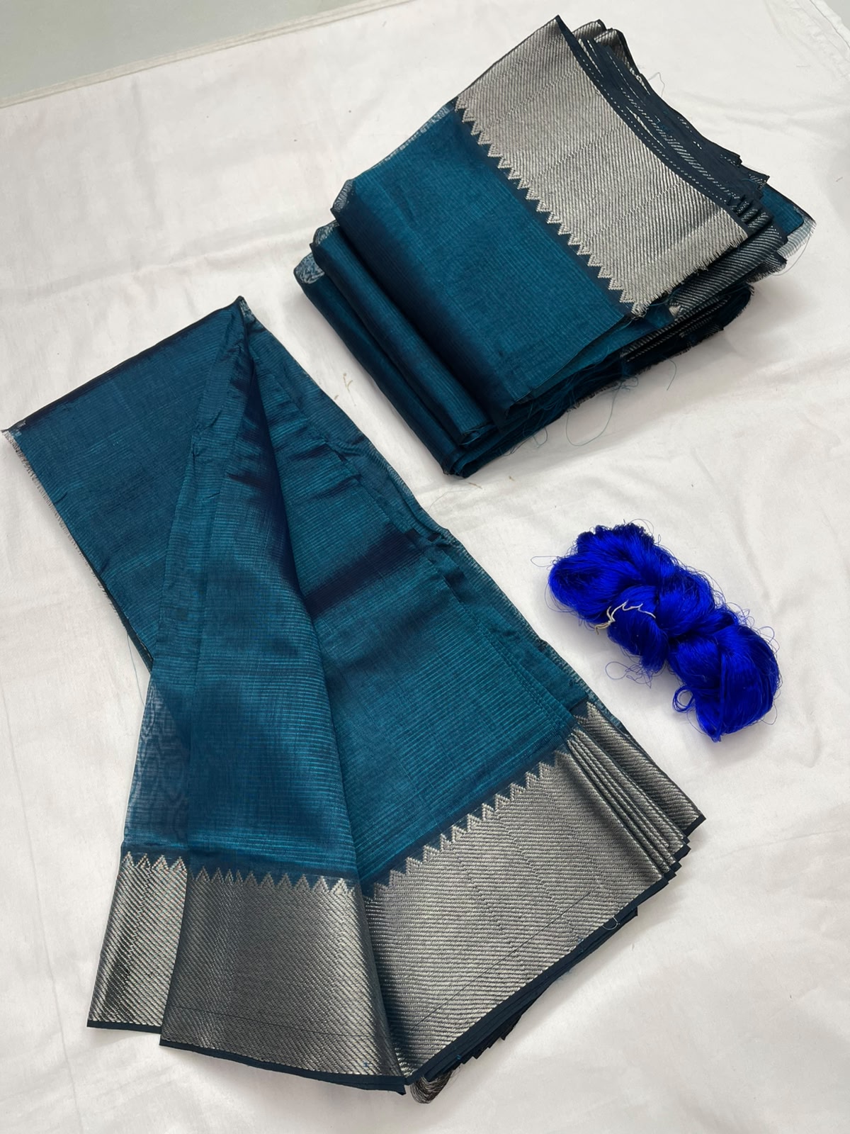 Mangalagiri pattu by cotton
pure handloom big jari border
sarees with running blouse