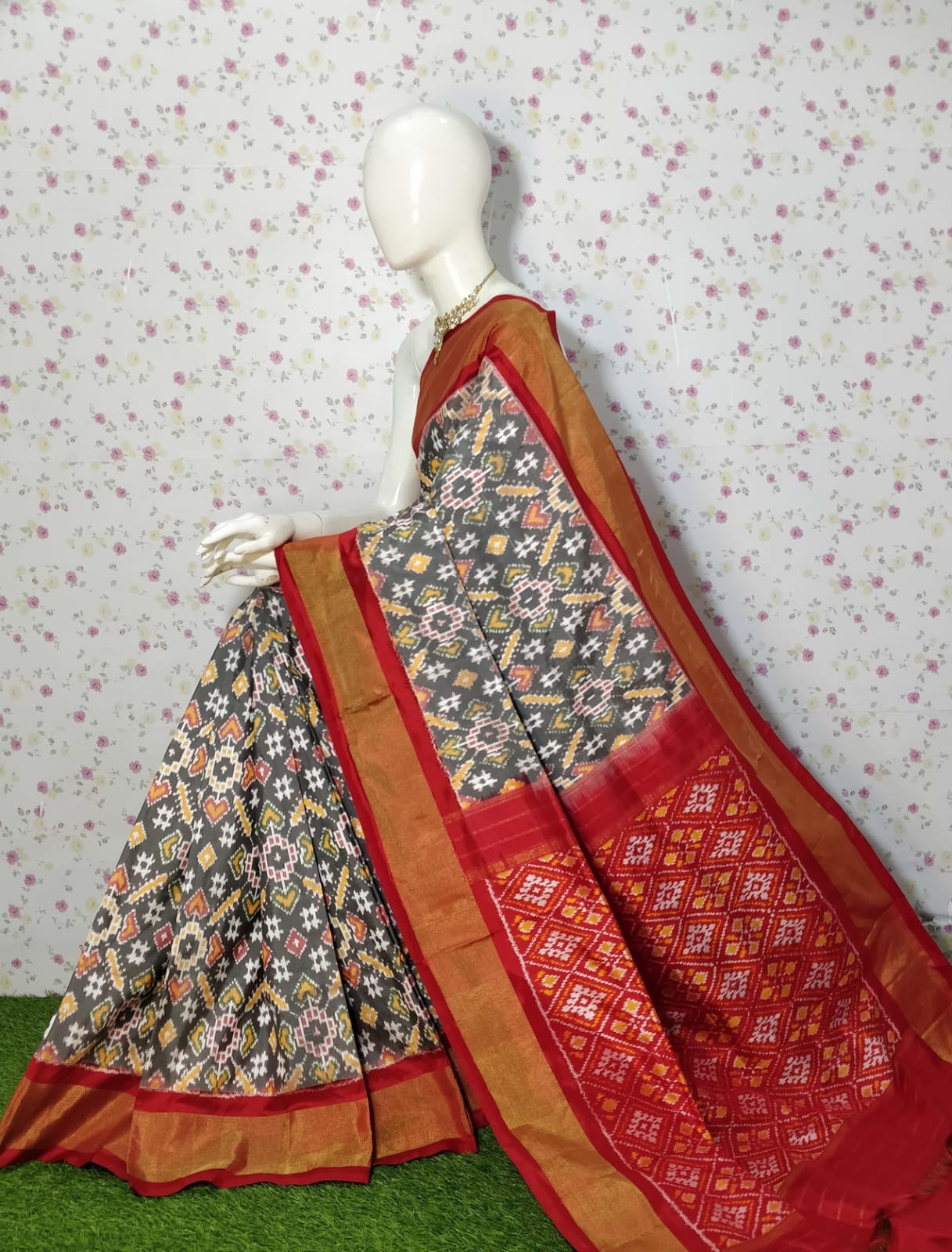 Deeksha-pochampally-ikat |Pochampally-silk-ikat