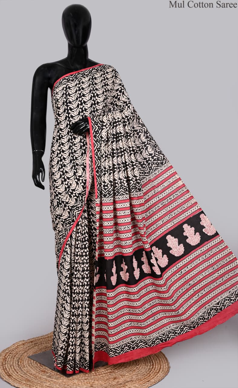 premium Traditional Mulmul CottonBeautiful Pure Soft Mulmul Cotton Sarees available*
Size: 6.30 mtr with blouse 