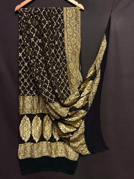 **Nim Zari Bandhej Dupatta**
- **Fabric:** handwoven Georgette
- **Design:** Beautiful Bandhej, Real Nimzari
- **Quality:** Best quality & colour 
- ** colour:** pastel & Dark
**Description:**
- **Length:** 2.50 meters, full length
- **Use:** Dress & Lehenga Choli Dupatta