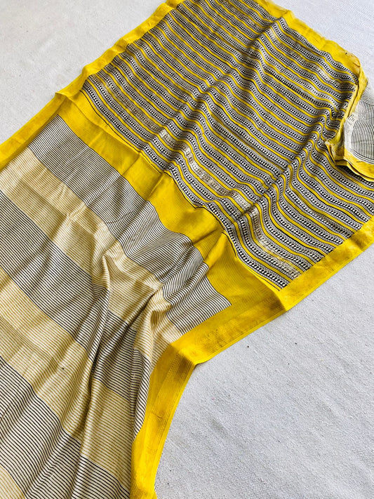 Let’s Wear #ethicallymade✅
🍁Beautifully Crafted Maheshwari Silk Saree  collection🍁
 Specially Designed in Bagru  jahota rapid dabu hand block print
100% Natural Dye
Fabric : Maheshwari Silk 
Length : 5.5 Meters
Blouse Piece : 0.90 Meter
