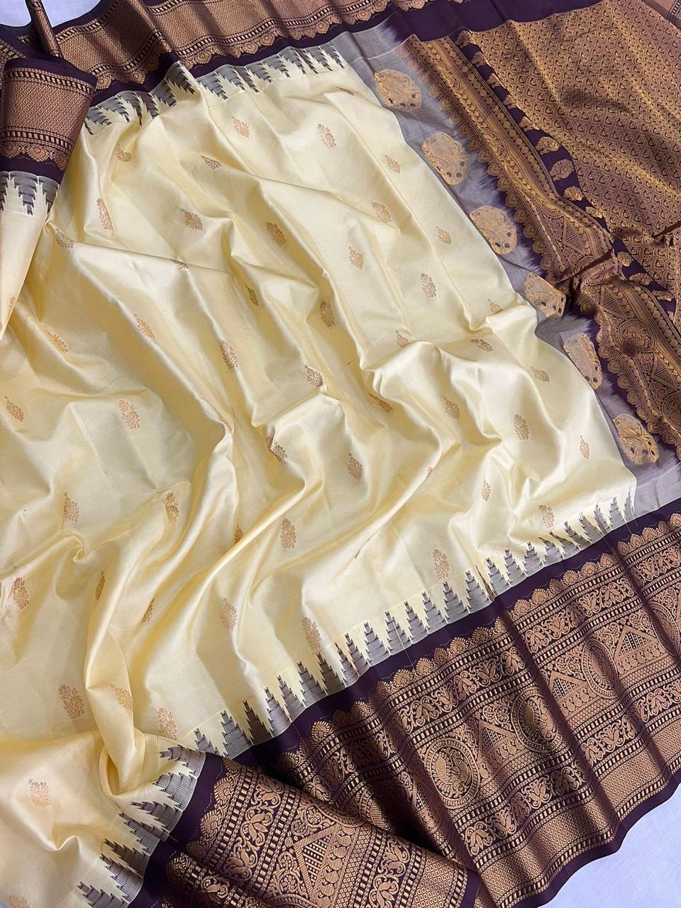 Bijoya | Gadwal Sarees in pure Silk