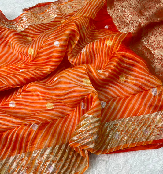 Pure Banarasi Kora Organza Arashi Dyed Saree ✨
Elegant handloom Kora silk with unique 
Arashi Shibori-inspired patterns. Lightweight, graceful & exclusive.