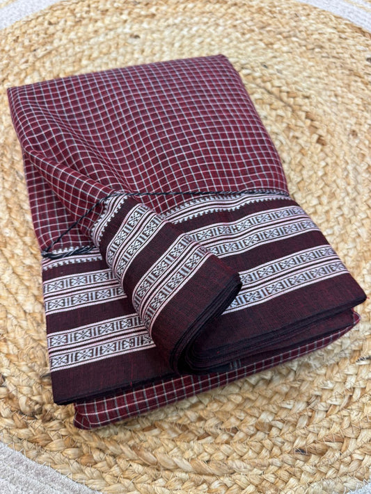 
Pure cotton handwoven *Goomi border & Gaadi border* saree With Running Blouse same as body 
With handloom tag . 
