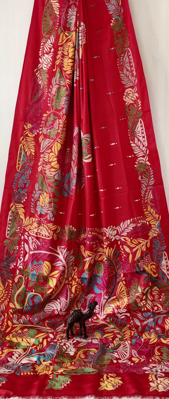 Beautiful kantha work on blended Bangalore silk

With kantha stich work bp
