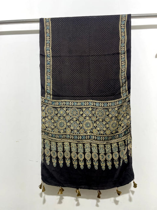 Aalaya | Ajrakh Stole