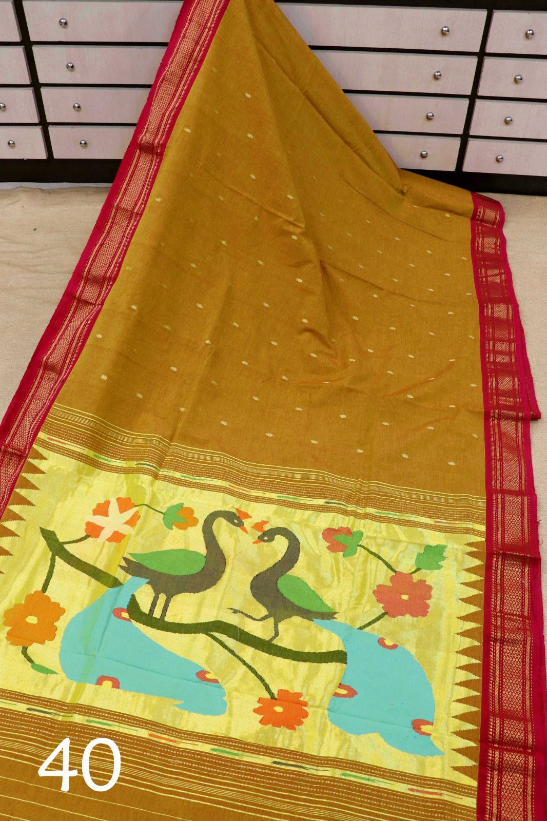 Sanya | Cotton Handloom Paithani Saree