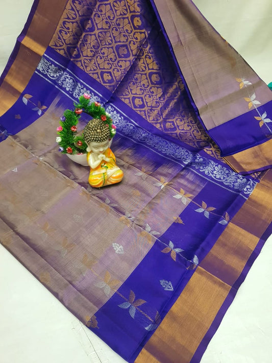 🌹💐uppada pattu 💐
🌹💐Butterfly checks Buta sarees 
Fabric:  uppada pattu /pattu 🌹💐