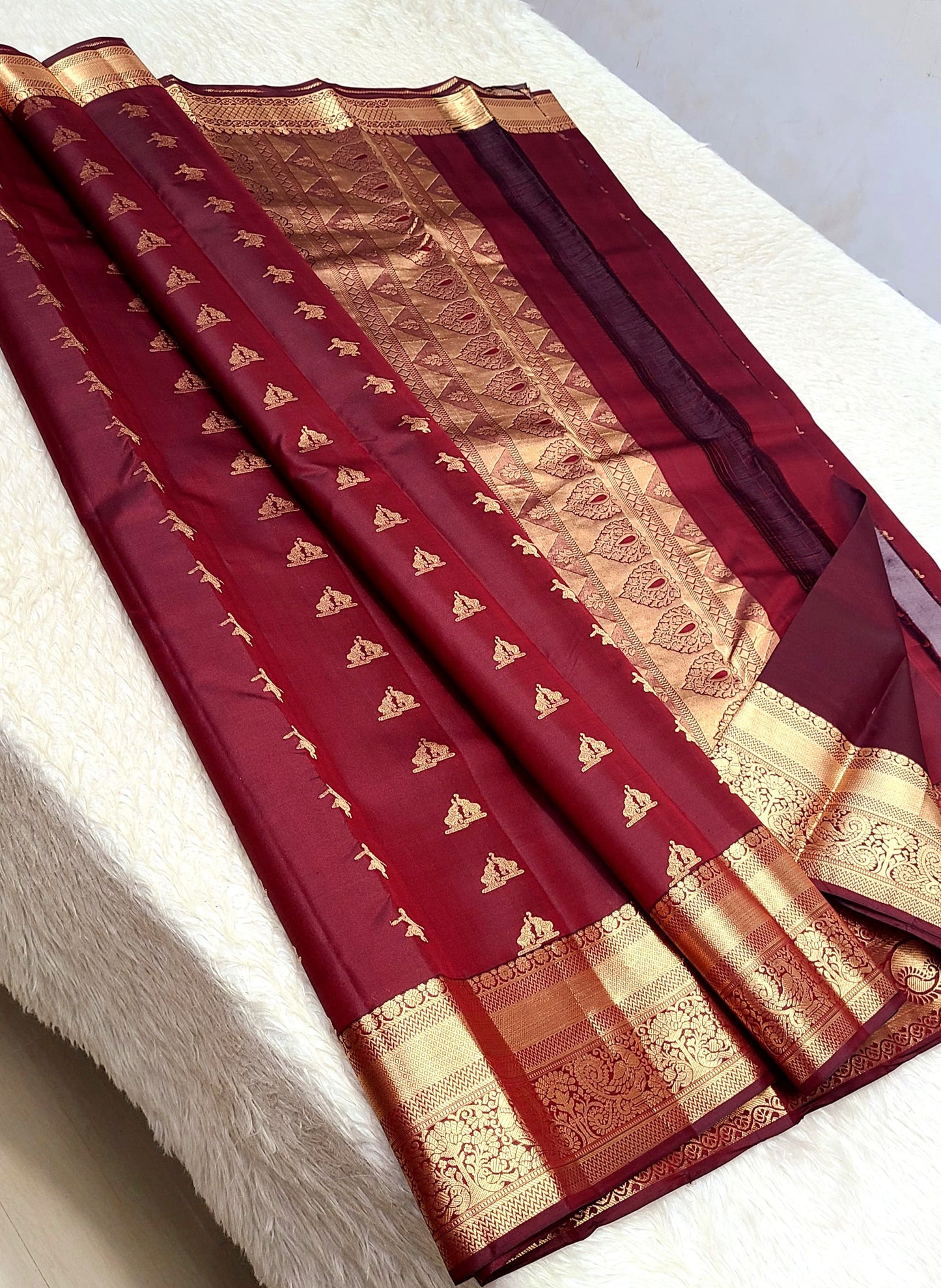 Bhavyaika | 1G zari kanjeevaram saree