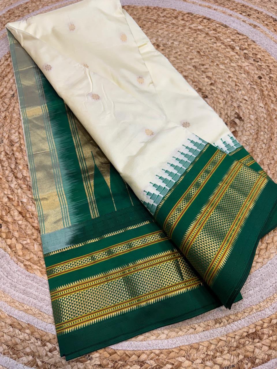 *All New Colours* 

*Exclusive silk ilkal saree*
*Pure silk korvai temple border* with *body butta* design superior quality ilkal saree & contrast blouse 
6.10mtrs length 
Full body pure silk 
Border, pallu & blouse semi silk
