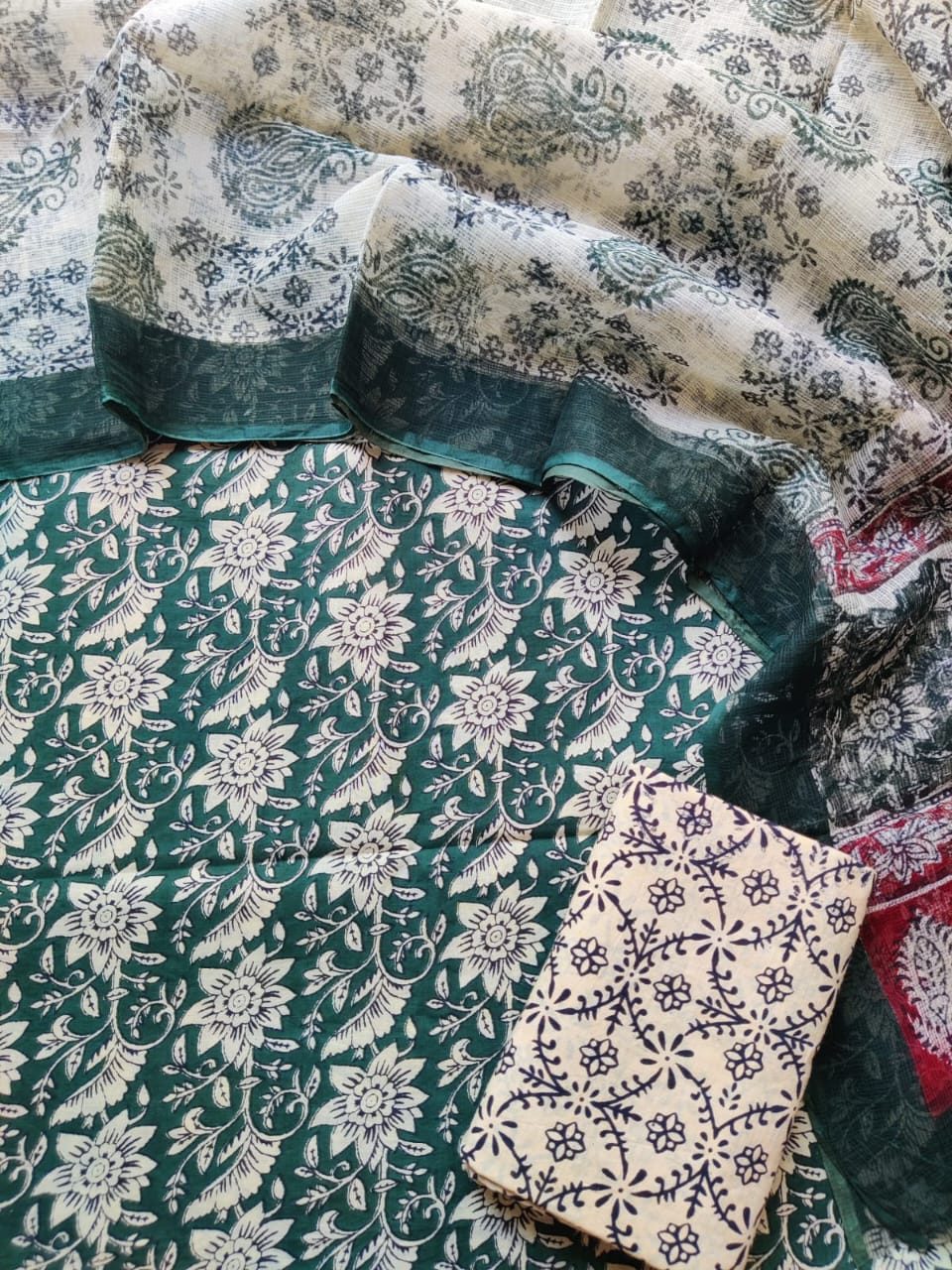 Now new arrivals 

Block printed cotton suit with kota doriya duppta 

Top @ bottom *cotton*
Duptta  *kota doriya*