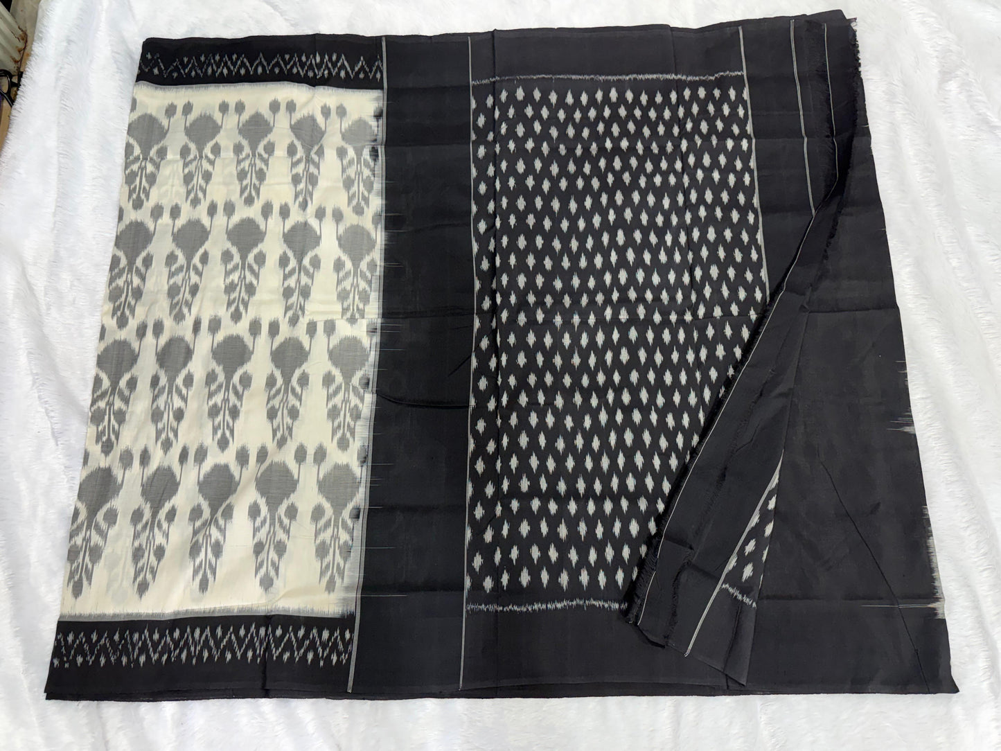 New arrivals 
Pure Mercerized  100 count
double ikat cotton  sarees 
With  blouse included with saree
