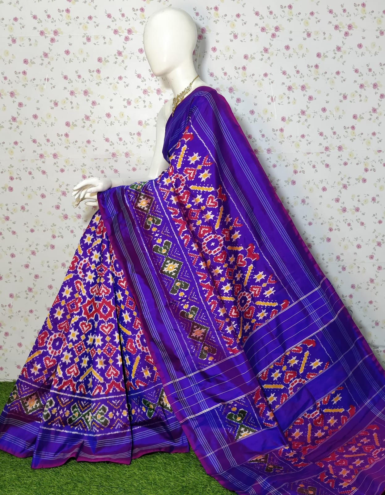 Sindhu-pochampally-ikat |Pochampally-silk-ikat